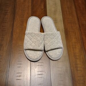 Quilted Slide Slippers in Light Gray